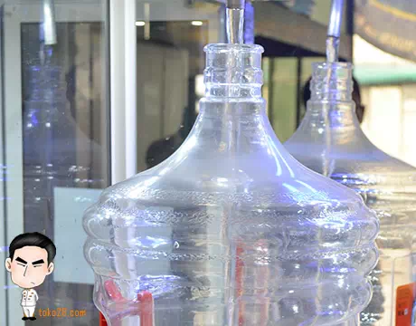 Depo air isi ulang Petemon Surabaya