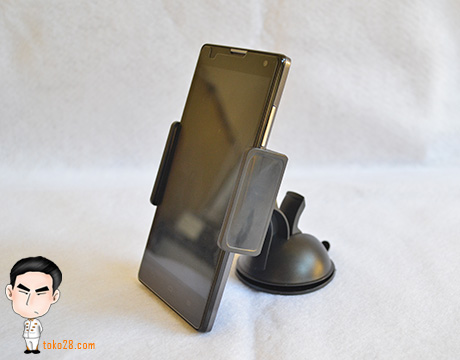 Penjepit HP dan GPS di Mobil