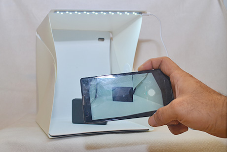 Memaksimalkan hasil foto hape dengan mini studio portable