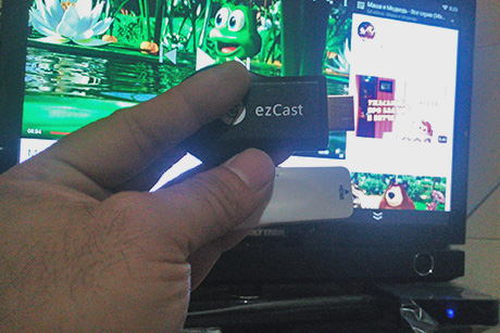 Konverter HDMI to VGA untuk EZCAST HDMI dongle