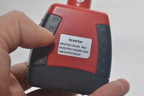 Inverter mobil minimalis lighter 