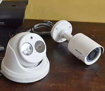 Perbedaan kamera cctv analog dengan ip camera