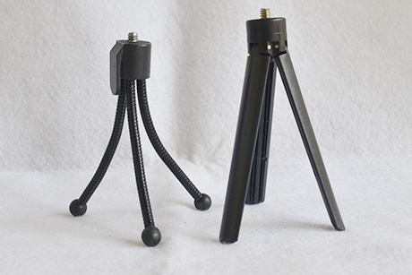 Macam-macam tripod mini untuk handphone dan kamera digital